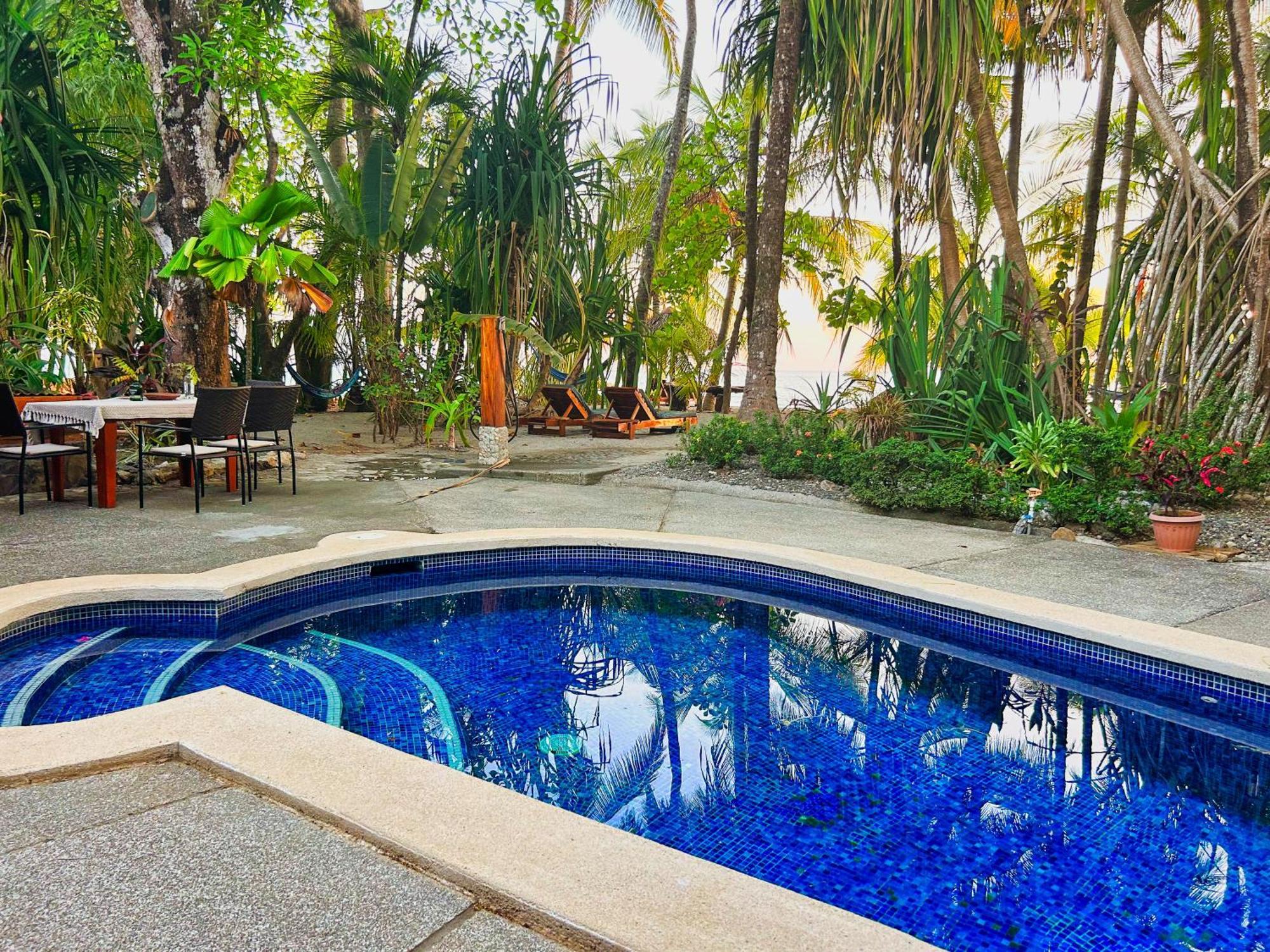 Fenix Hotel - On The Beach Самара Экстерьер фото